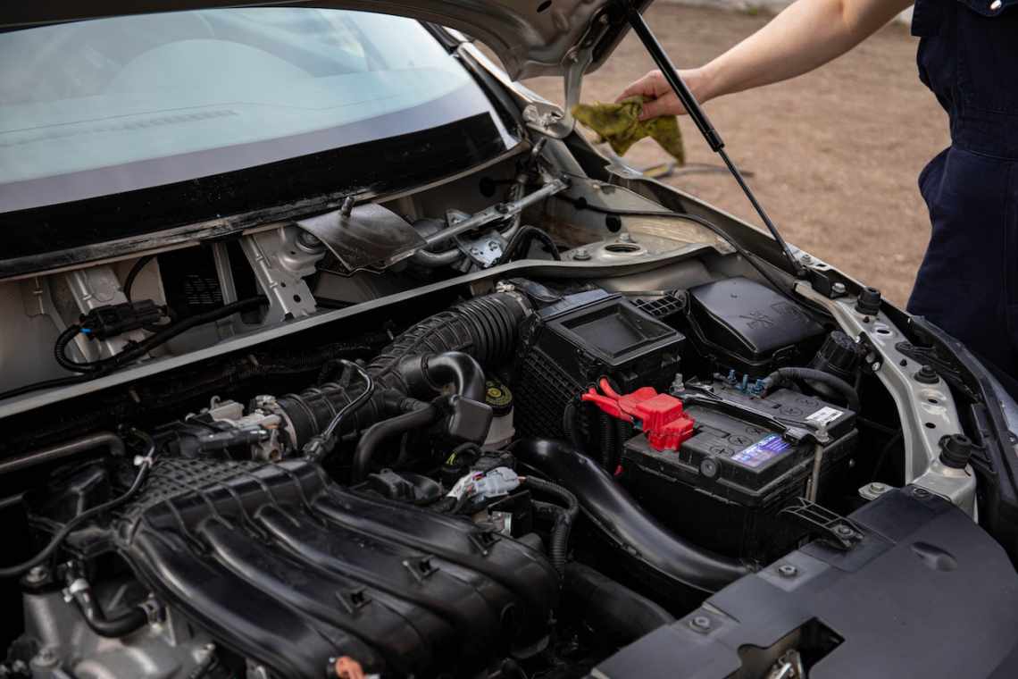 Change Your Car Battery 1140x760